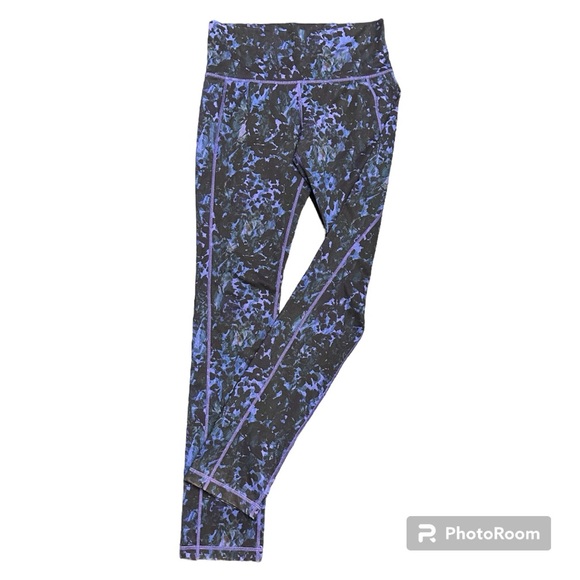 Lululemon Purple Floral Activewear Pants. - Picture 1 of 3